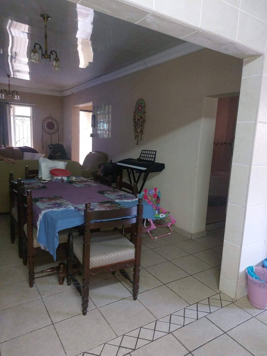 3 Bedroom Property for Sale in Elandia North West